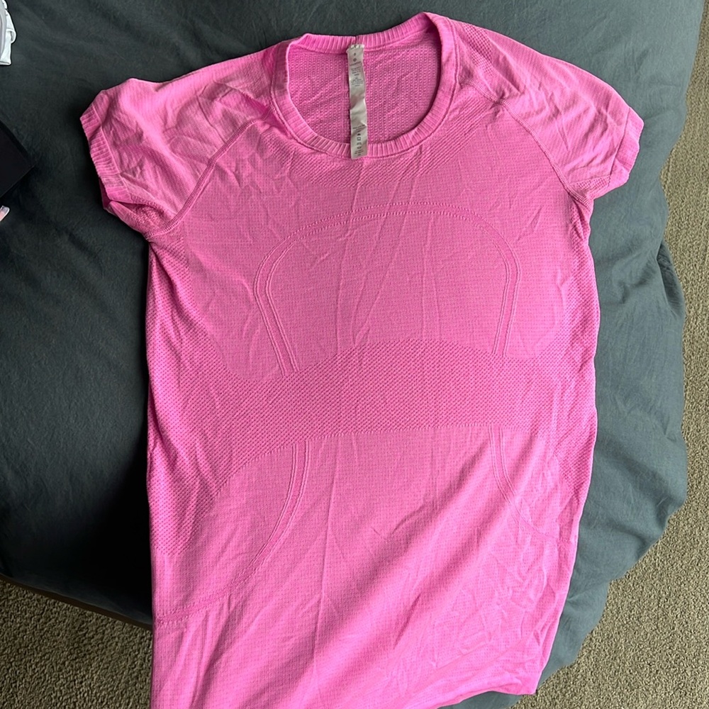 Fun pink LULU top short sleeve